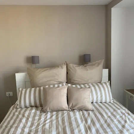 Loft In Durres Mit Meerblick *